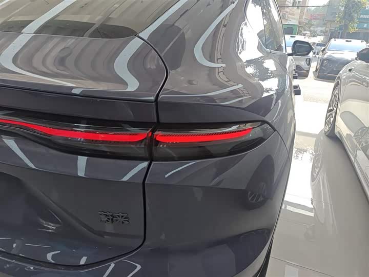 Фото 8 - Nio EC6