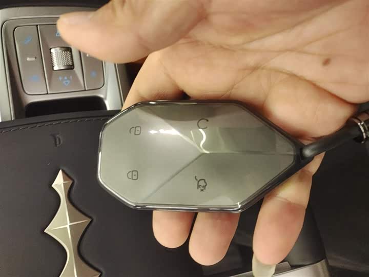 Фото 9 - BYD FangChengBao Titanium 7 (Tai 7)