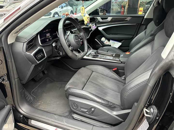 Фото 3 - Audi A7