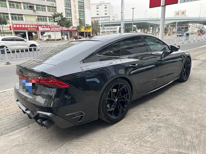 Фото 7 - Audi A7