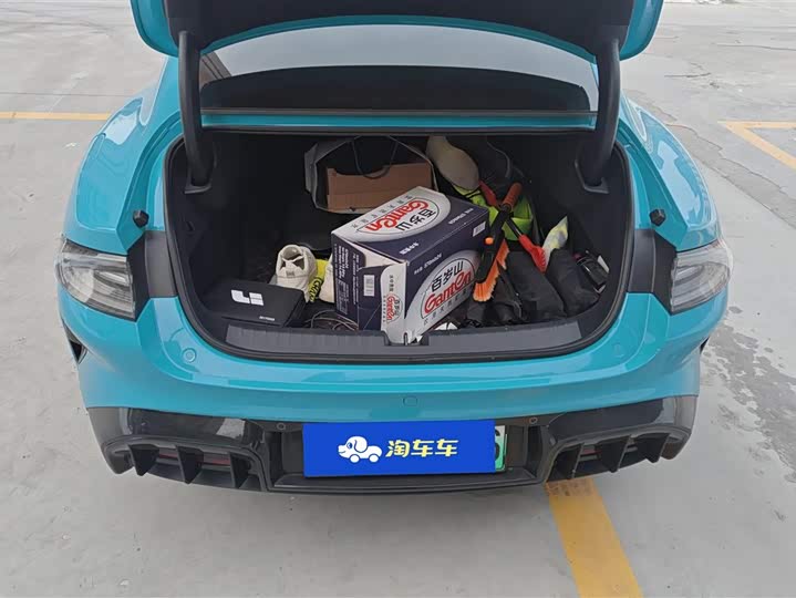 Фото 4 - Xiaomi SU7