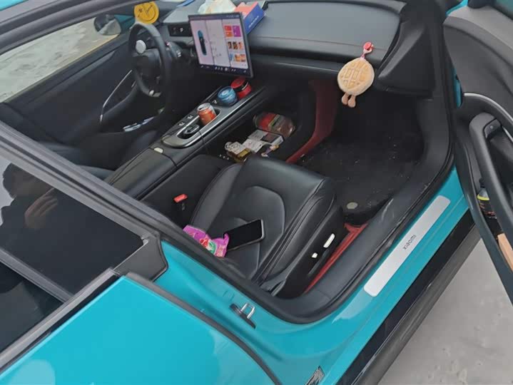 Фото 8 - Xiaomi SU7