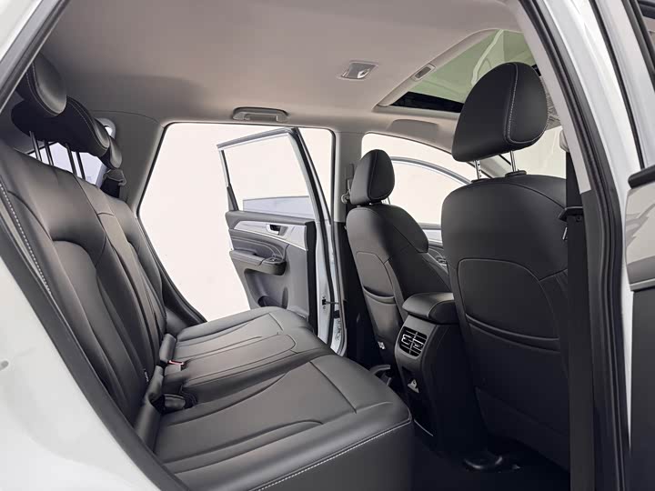 Фото 9 - Haval M6