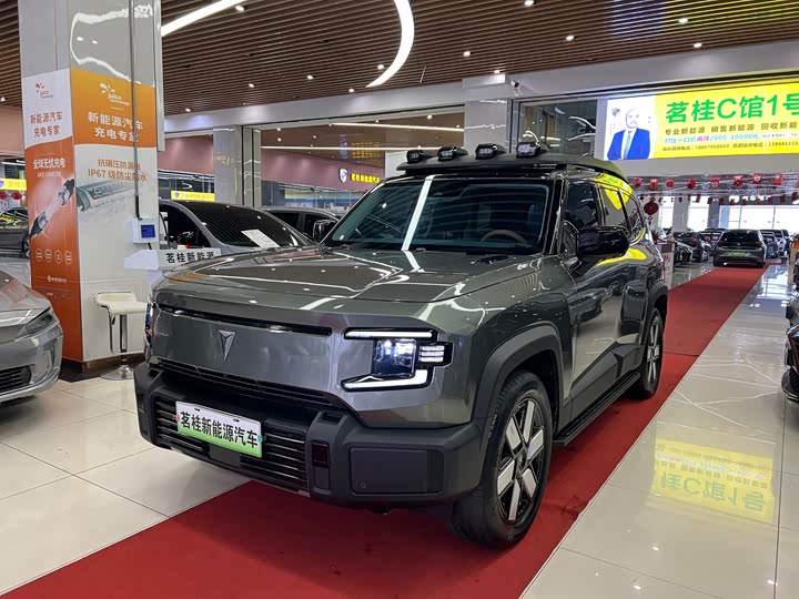 Фото 1 - Changan Deepal G318