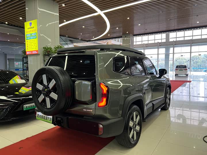 Фото 4 - Changan Deepal G318