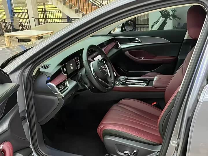 Фото 4 - Hongqi H5