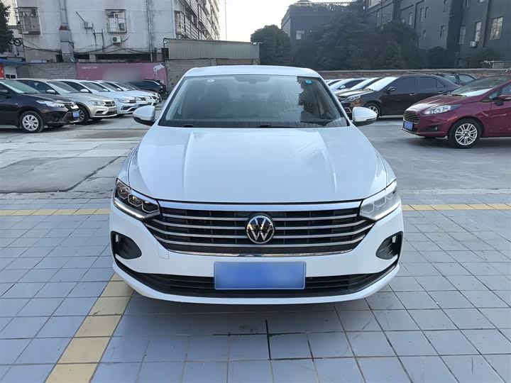 Фото 3 - Volkswagen Lavida