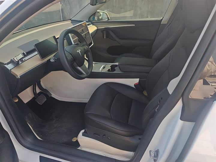 Фото 7 - Tesla Model Y