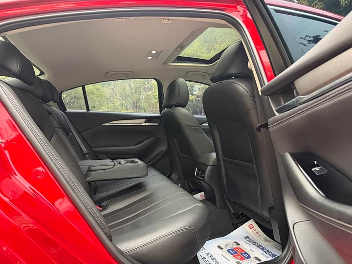 Фото 8 - Mazda Atenza