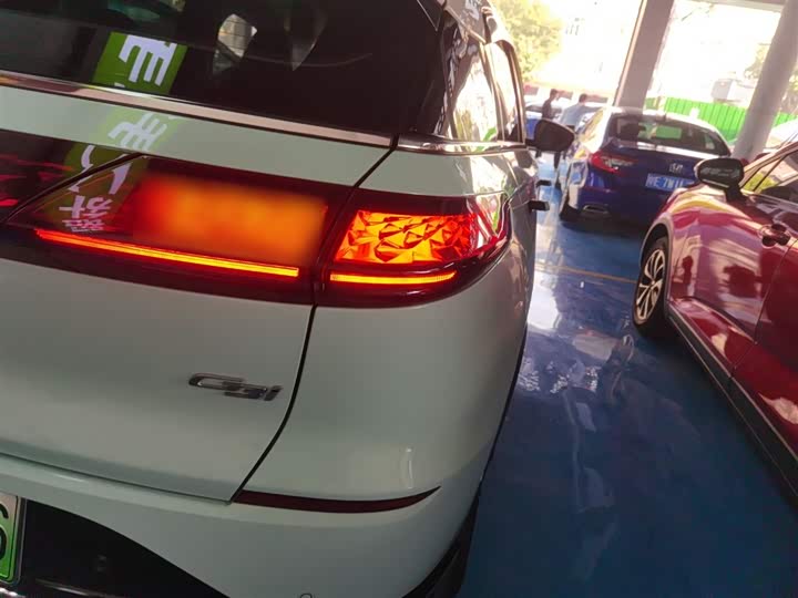 Фото 8 - XPeng G3