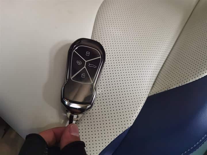 Фото 9 - XPeng G3