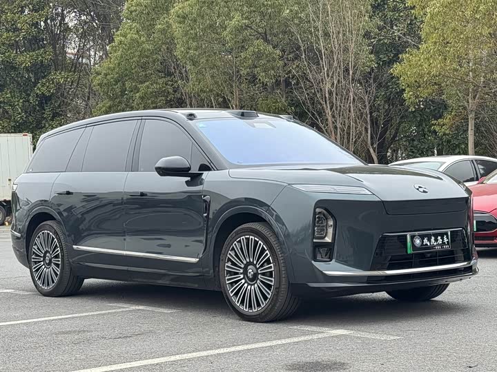 Фото 3 - Nio ES8