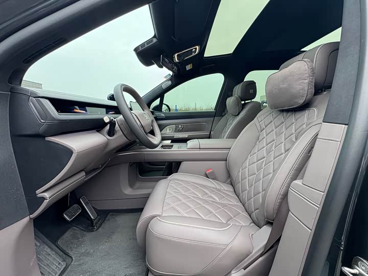 Фото 9 - Nio ES8