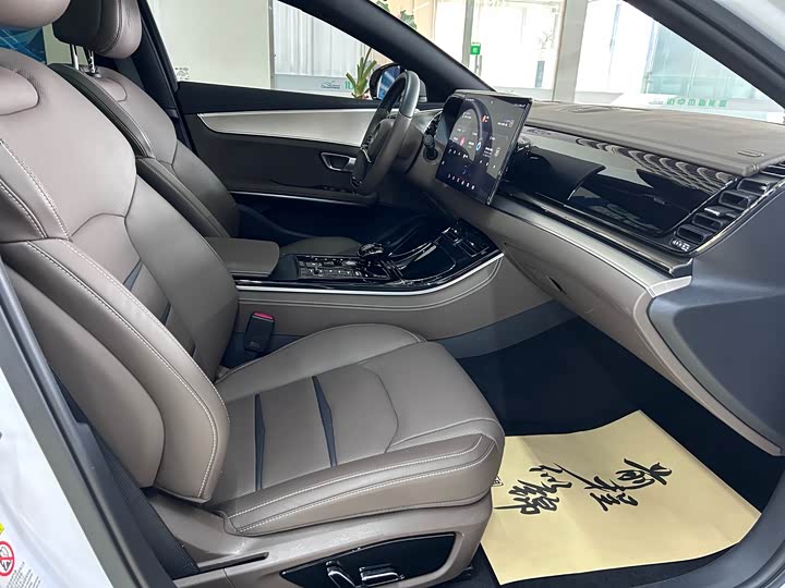 Фото 6 - BYD Han