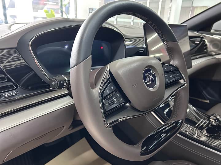 Фото 8 - BYD Han