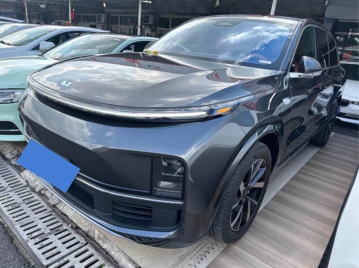 Фото 1 - LiXiang L8