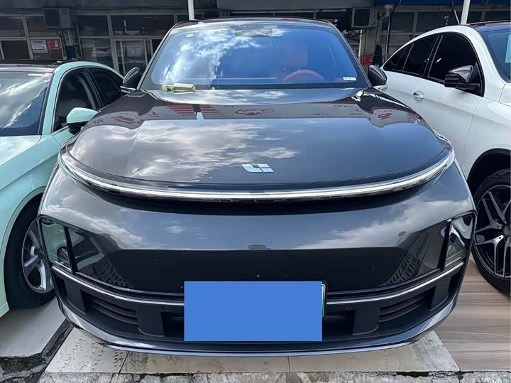 Фото 2 - LiXiang L8