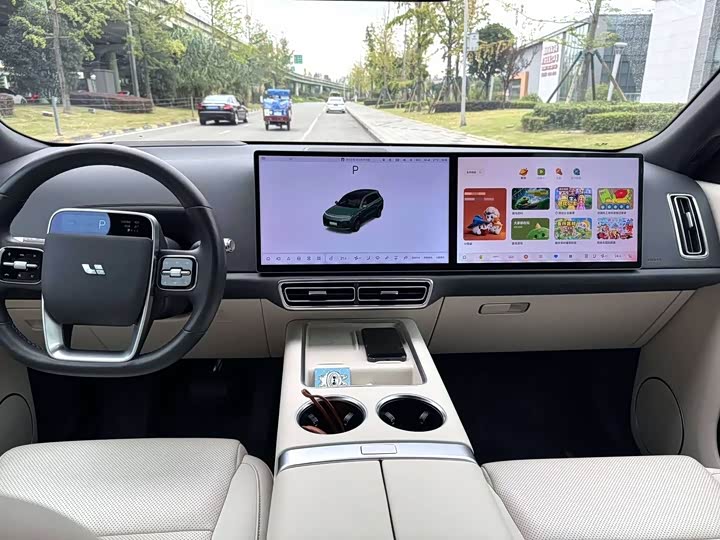 Фото 4 - LiXiang L8