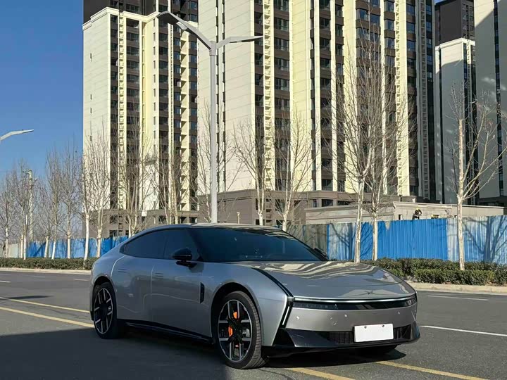 Фото 3 - XPeng P7