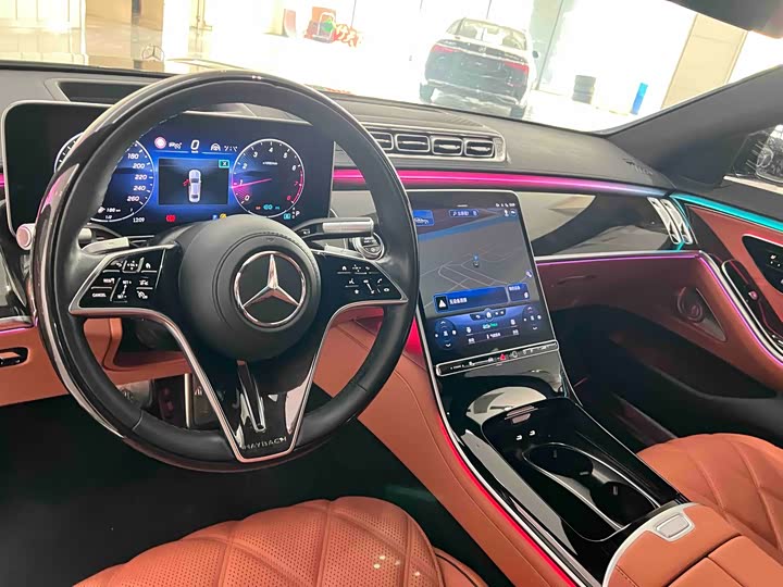 Фото 5 - Mercedes-Benz Maybach S-Class