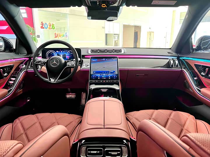Фото 8 - Mercedes-Benz Maybach S-Class