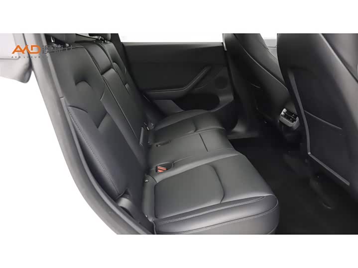 Фото 8 - Tesla Model Y