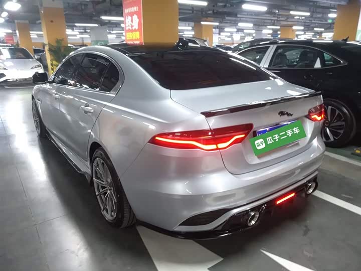 Фото 5 - Jaguar XE L