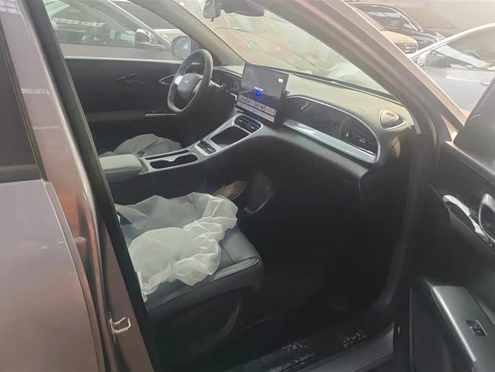 Фото 8 - Geely Galaxy Geome