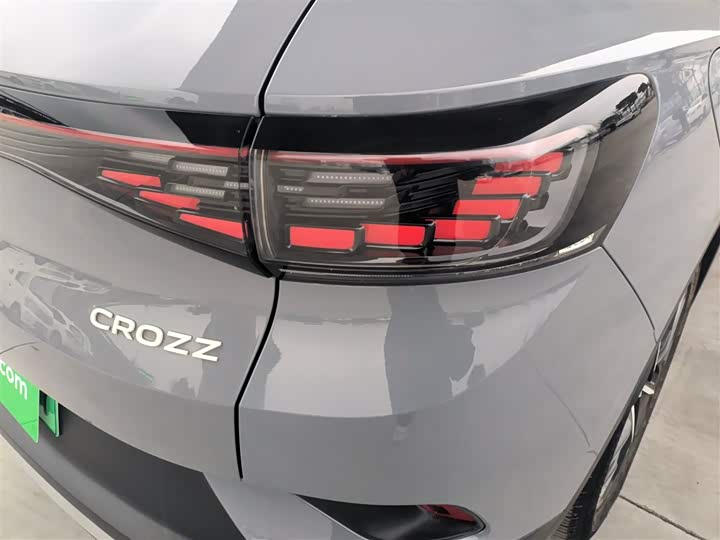 Фото 8 - Volkswagen ID.4 Crozz