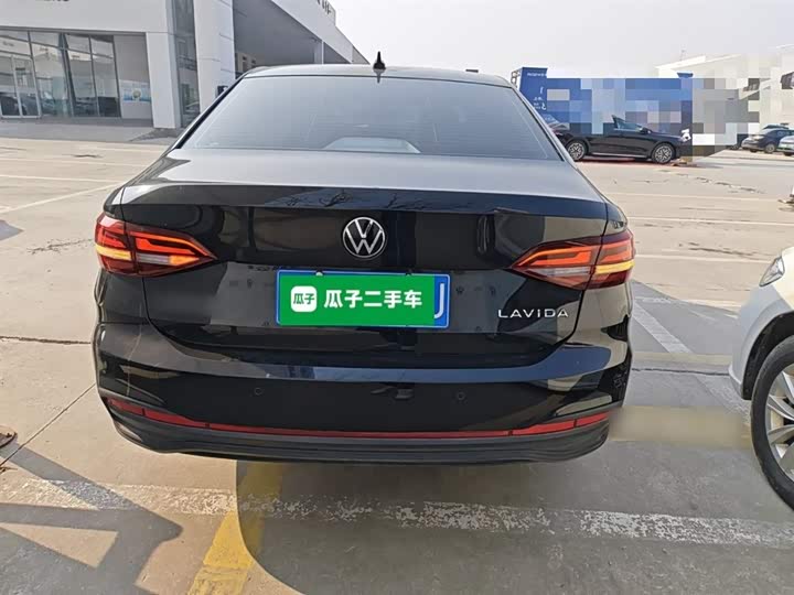 Фото 6 - Volkswagen Lavida