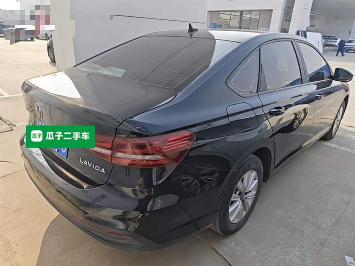 Фото 7 - Volkswagen Lavida