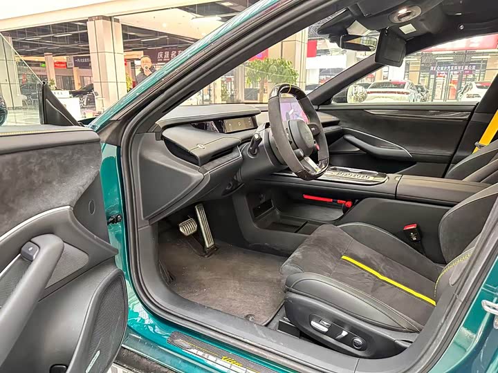 Фото 5 - Xiaomi SU7 Ultra