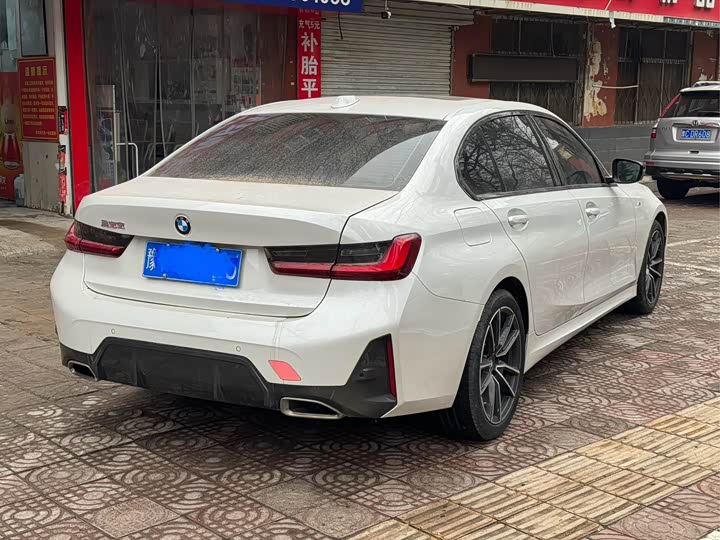 Фото 3 - BMW 3 Series