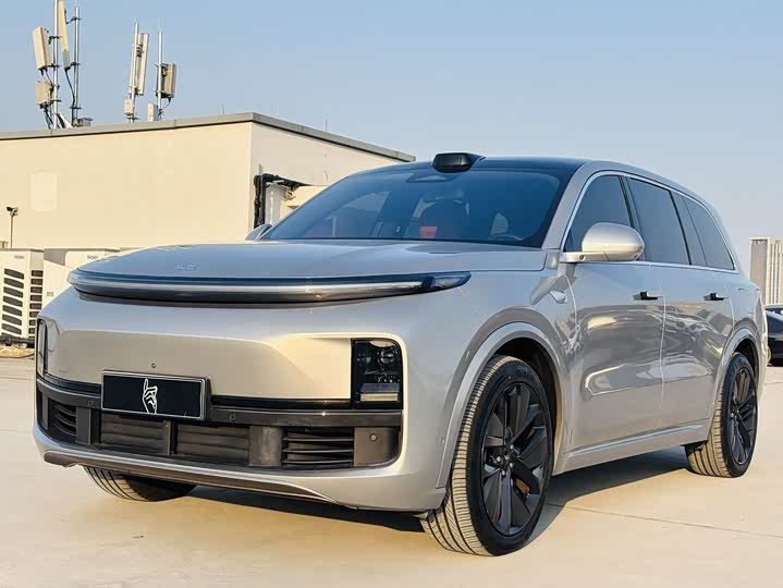 Фото 1 - LiXiang L9