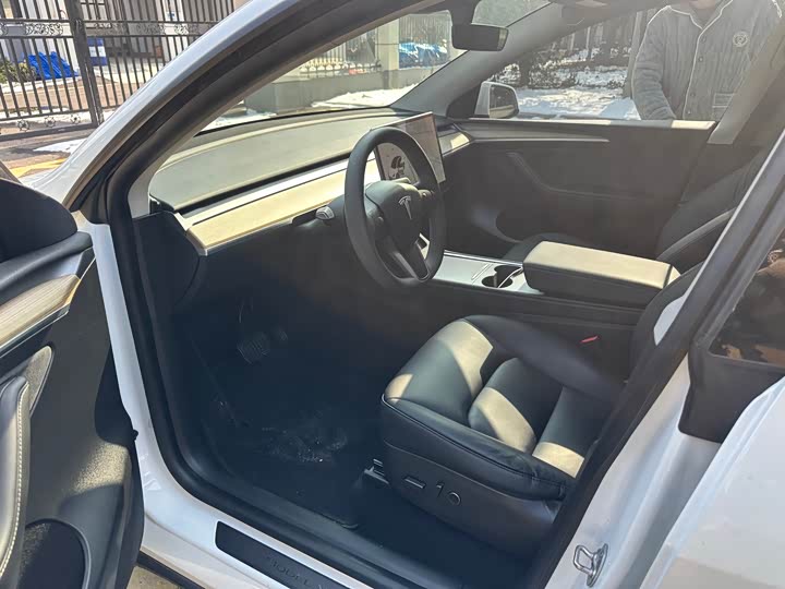 Фото 7 - Tesla Model Y