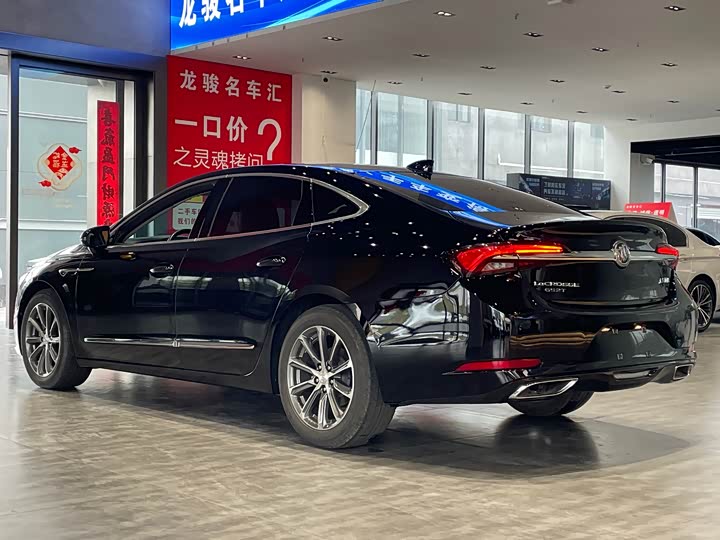 Фото 3 - Buick LaCrosse