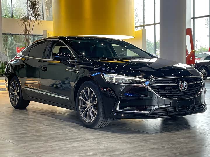 Фото 5 - Buick LaCrosse