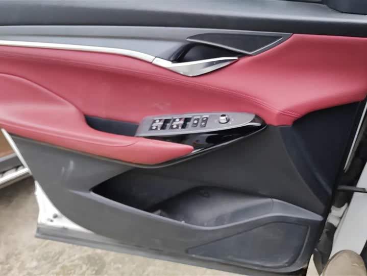 Фото 7 - Changan CS75 Plus