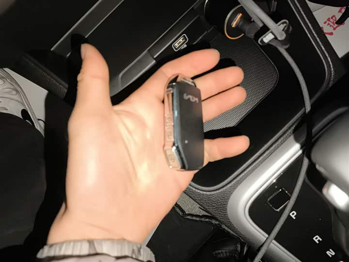 Фото 9 - Kia KX1