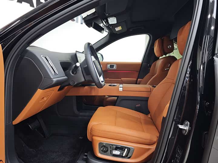 Фото 8 - LiXiang L9