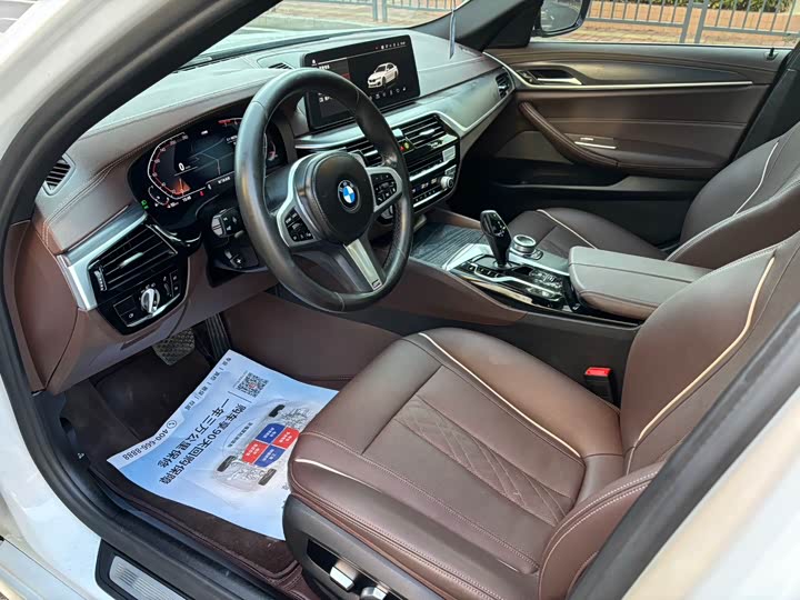 Фото 8 - BMW 5 Series