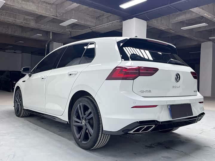 Фото 6 - Volkswagen Golf