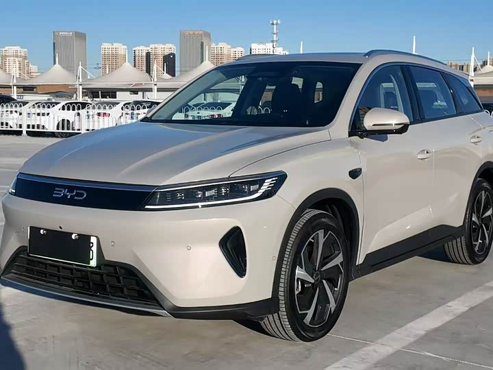 Фото 1 - BYD Sea Lion 05 DM-i Hybrid