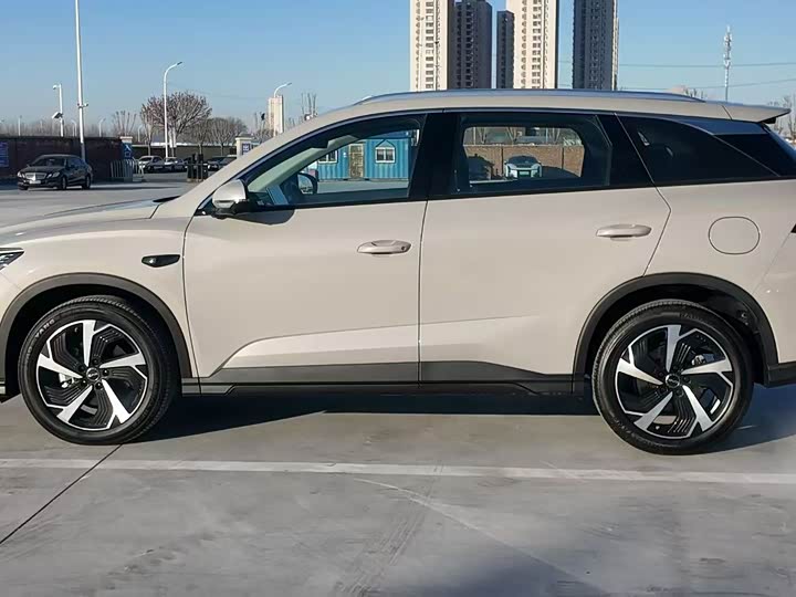 Фото 5 - BYD Sea Lion 05 DM-i Hybrid