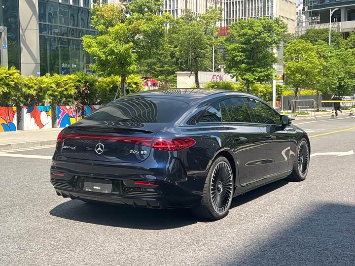 Фото 6 - Mercedes-Benz EQS AMG