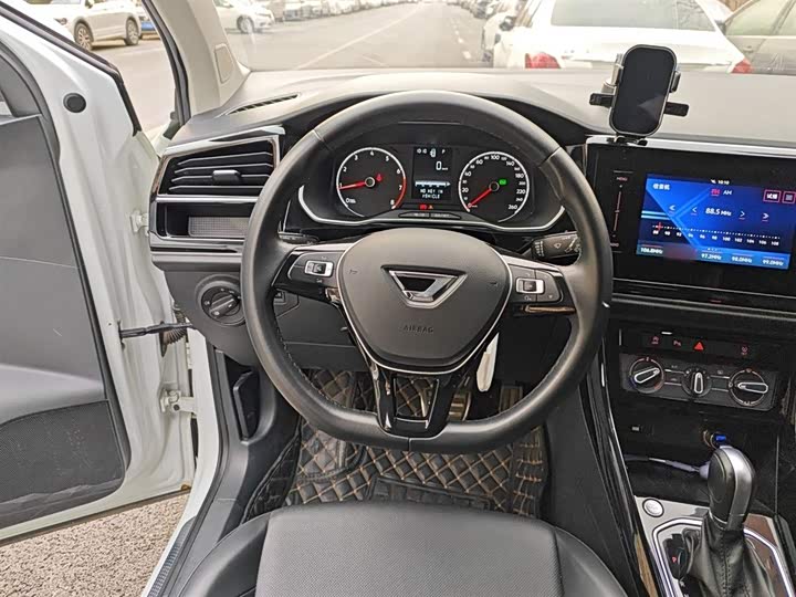 Фото 3 - Jetta VS5