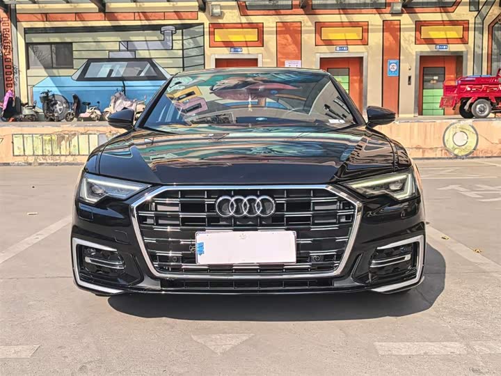 Фото 2 - Audi A6L