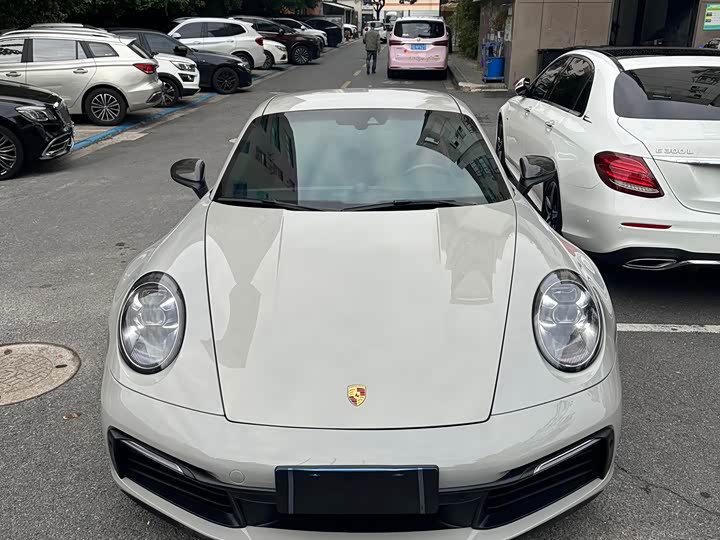 Фото 2 - Porsche 911