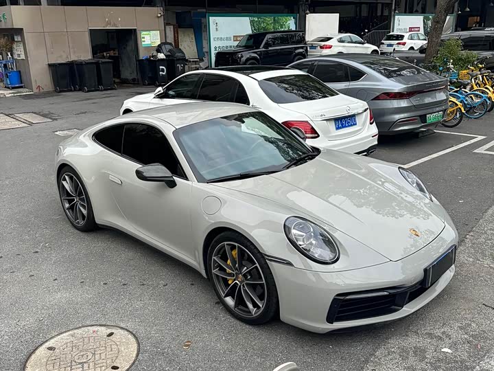 Фото 3 - Porsche 911