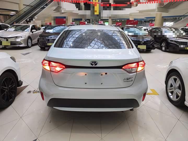 Фото 6 - Toyota Levin